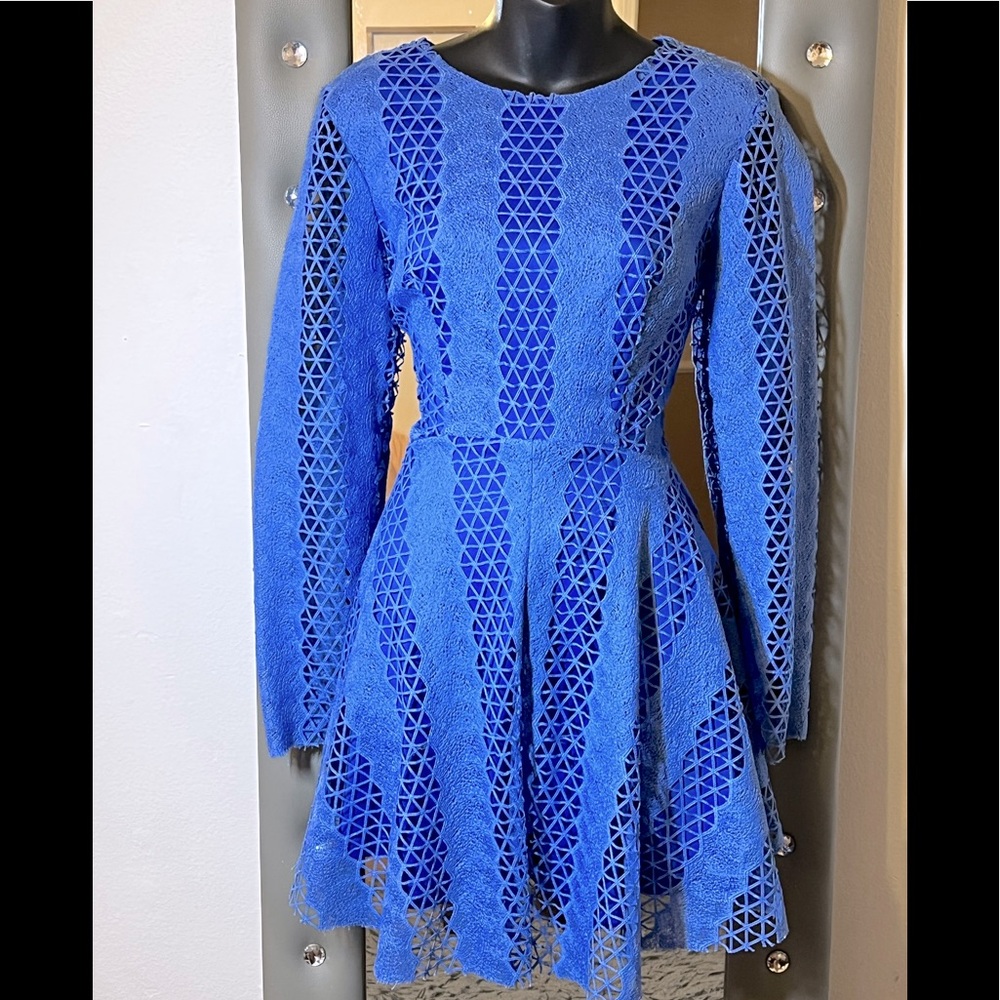 Med Blue skater dress with elegant details!